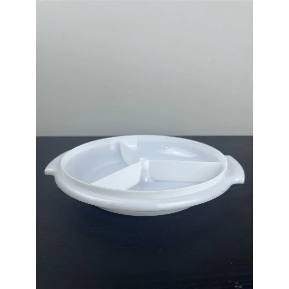 Vintage Tupperware 608-18‎ White Storage Container Kitchen Plastic